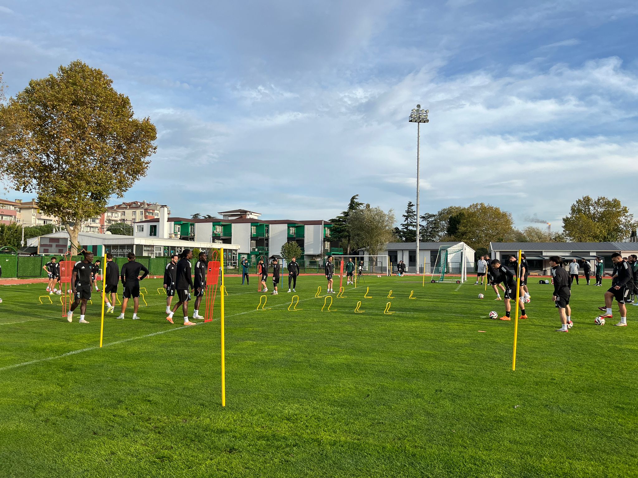 Whatsapp Image 2025 11 18 At 5.28.24 Pm (1)