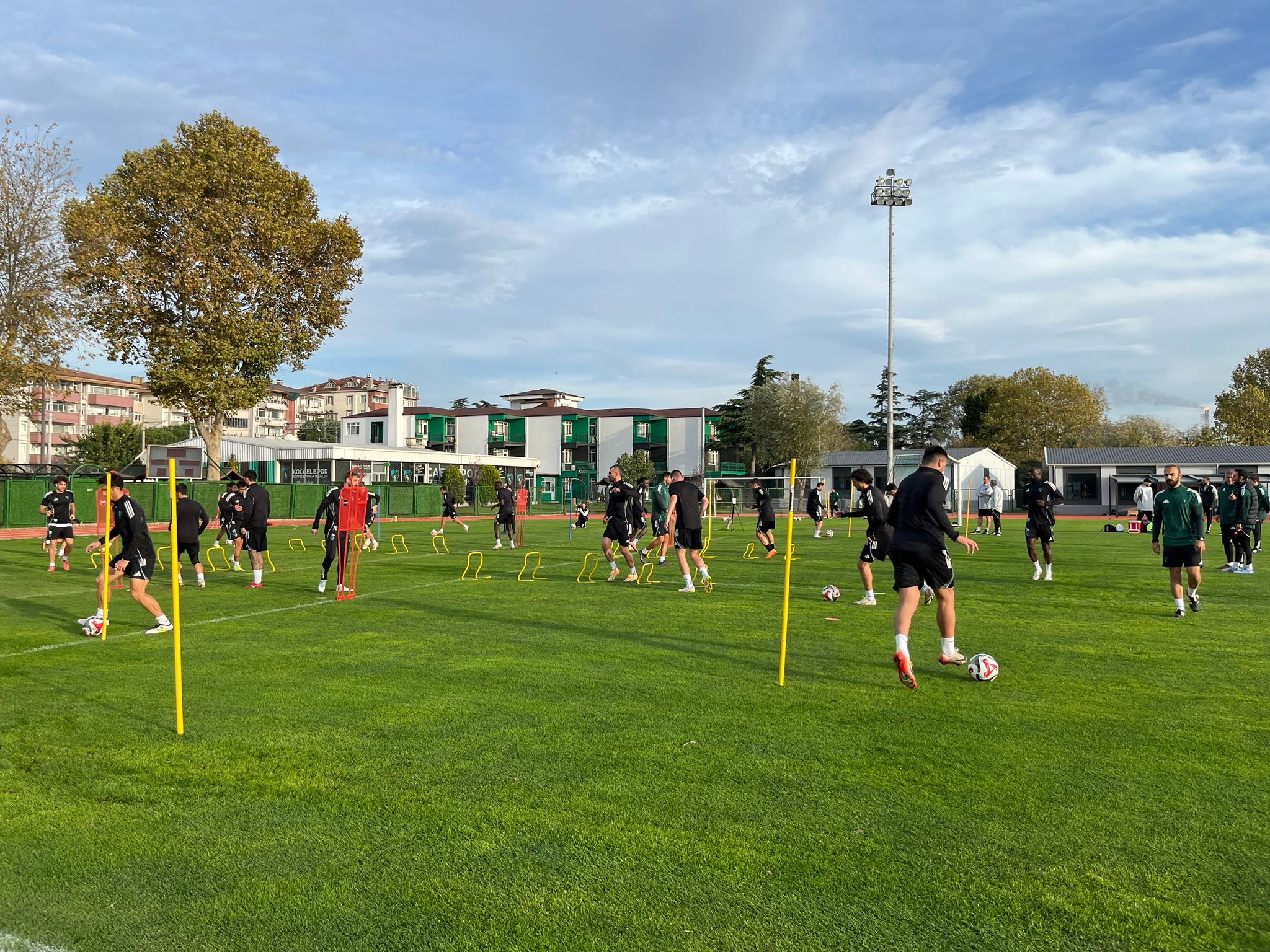 Whatsapp Image 2025 11 18 At 5.28.25 Pm (1)