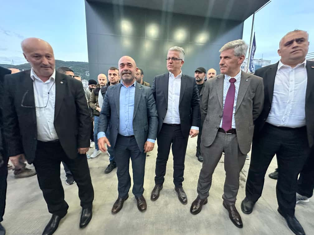 Whatsapp Image 2025 11 19 At 17.57.33