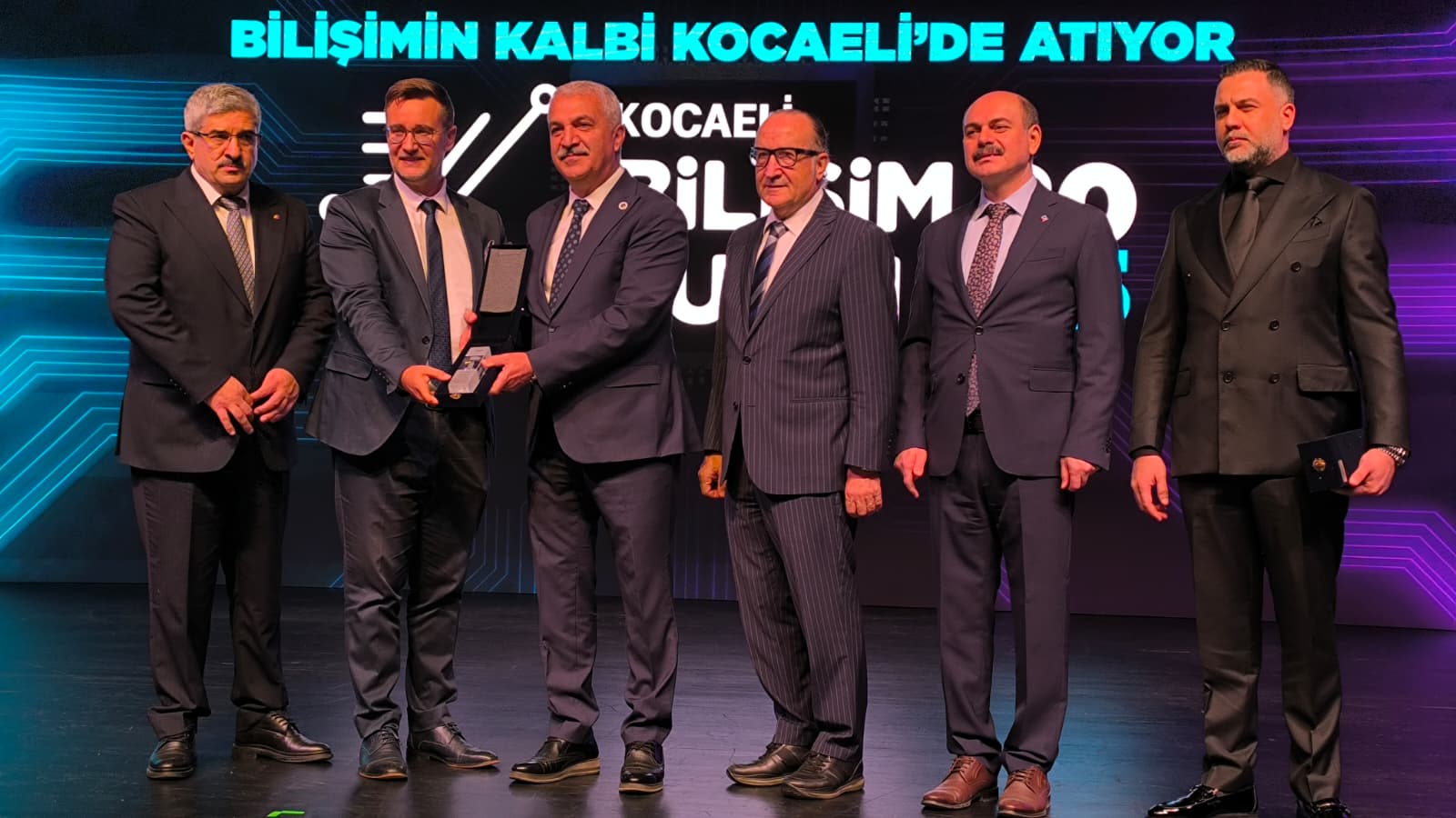 Whatsapp Image 2025 11 21 At 11.18.33 (3)