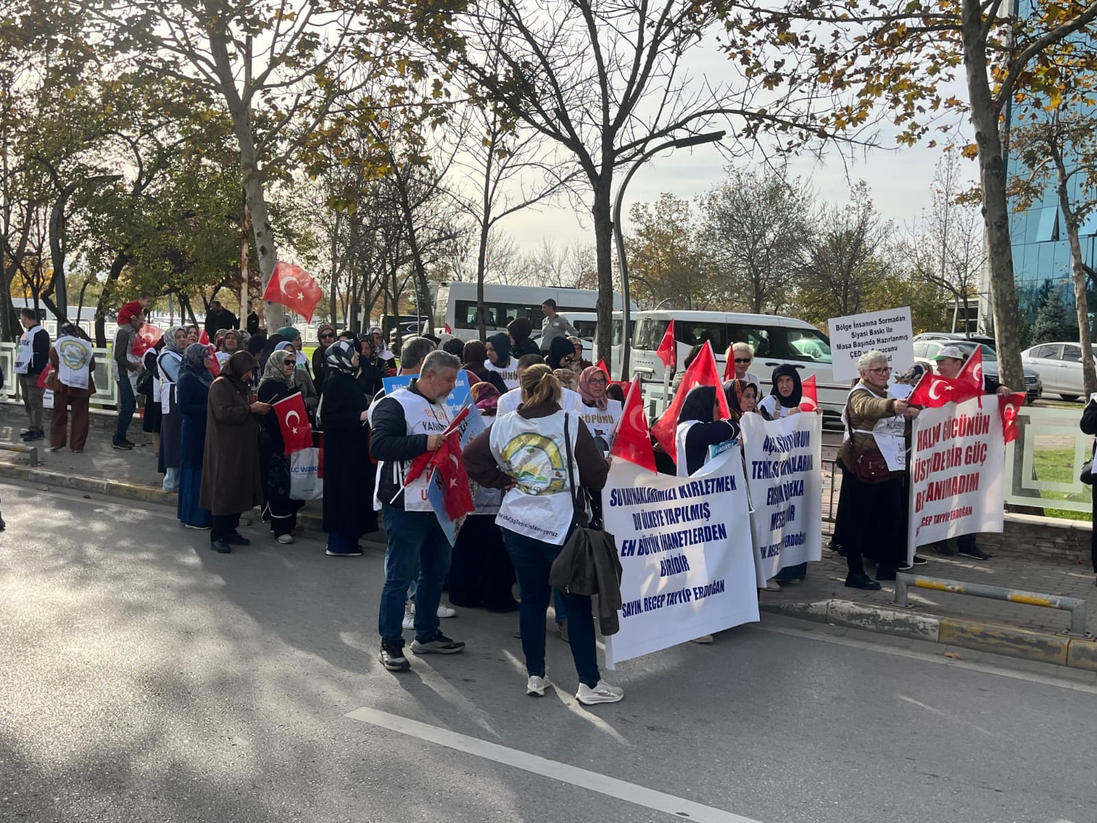 Whatsapp Image 2025 11 21 At 16.14.04