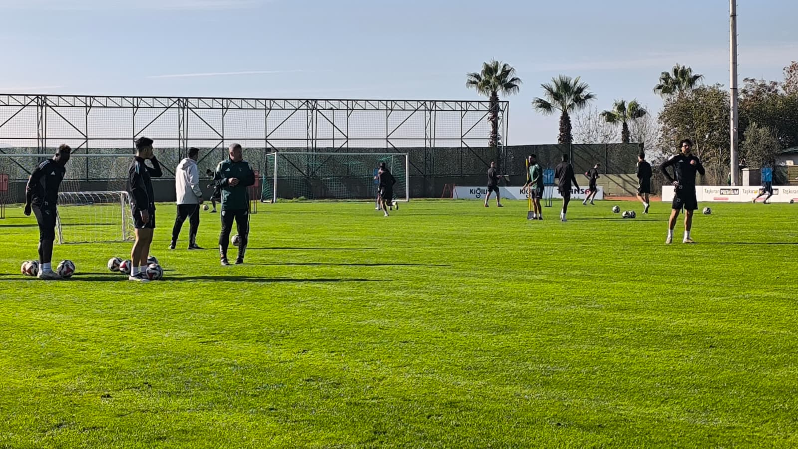 Whatsapp Image 2025 11 25 At 12.48.40 (1)