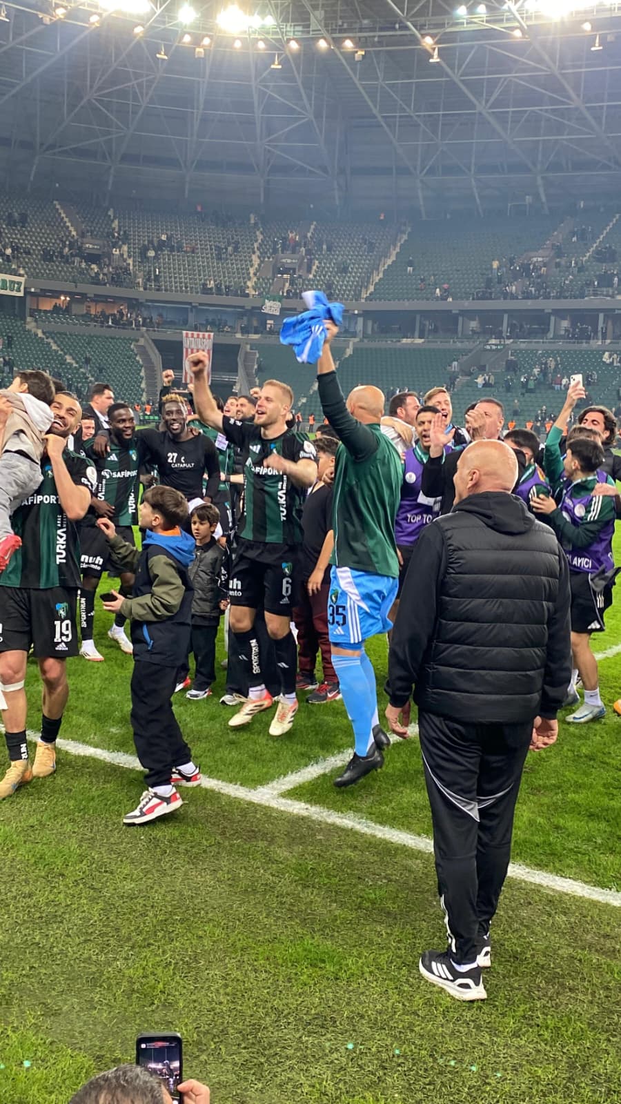 Whatsapp Image 2025 11 28 At 10.19.34 Pm