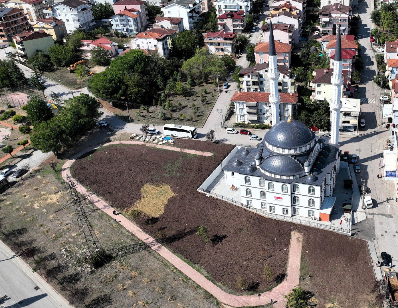 Yeşilova Boğaziçi Camii Estetik Bir Görünüm Kazandı (1) (Büyük)