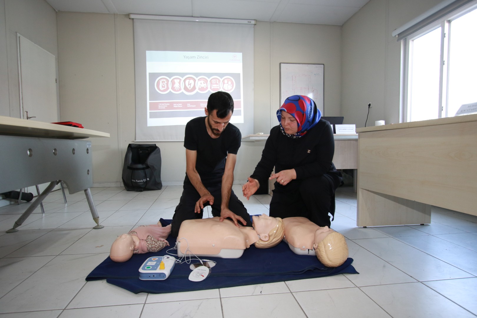 Yol Ve Bakım Personeline Hayat Kurtaran Eğitim (3)