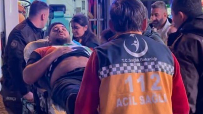 Zmit Barlar Sokaginda Saldiriya Ugramisti Vali Aktas Ziyaret Etti 2