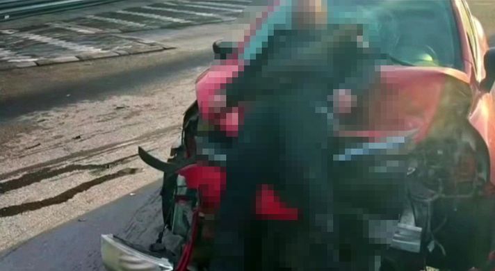 3843658 2D3B06Abe9Acfd0C510F8F9B7C833Bb7