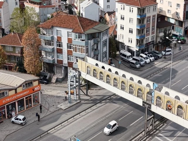 692Ed5Dff504A08E8484Ee58