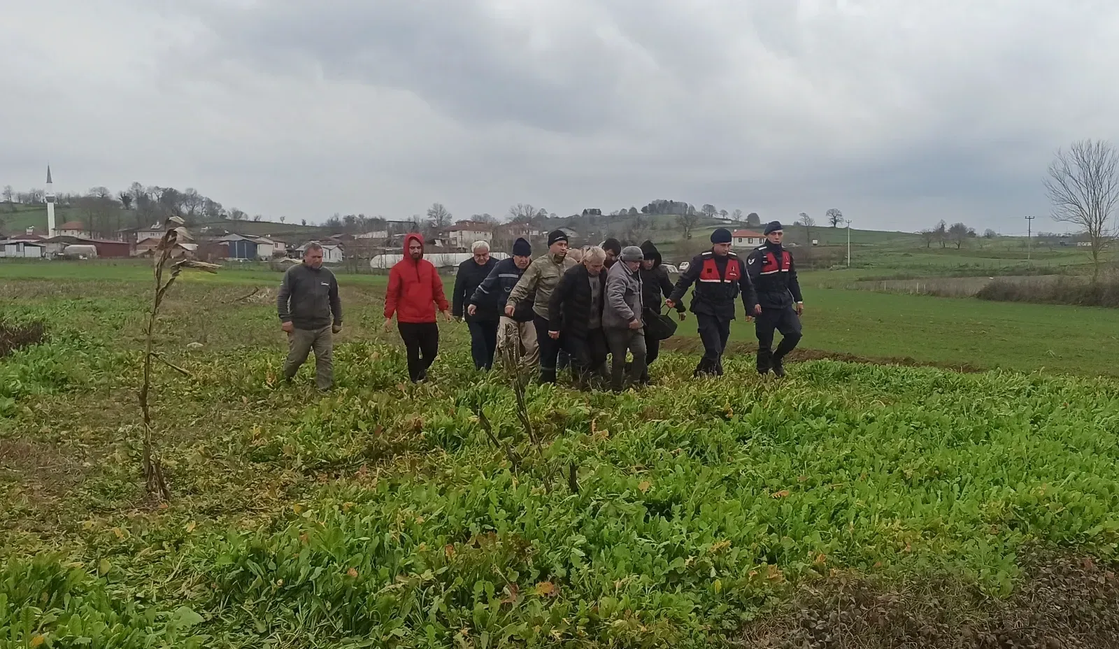 Aa 20251228 40097561 40097560 Kocaelide 83 Yasindaki Alzheimer Hastasi Tarlada Olu Bulundu 1766917451