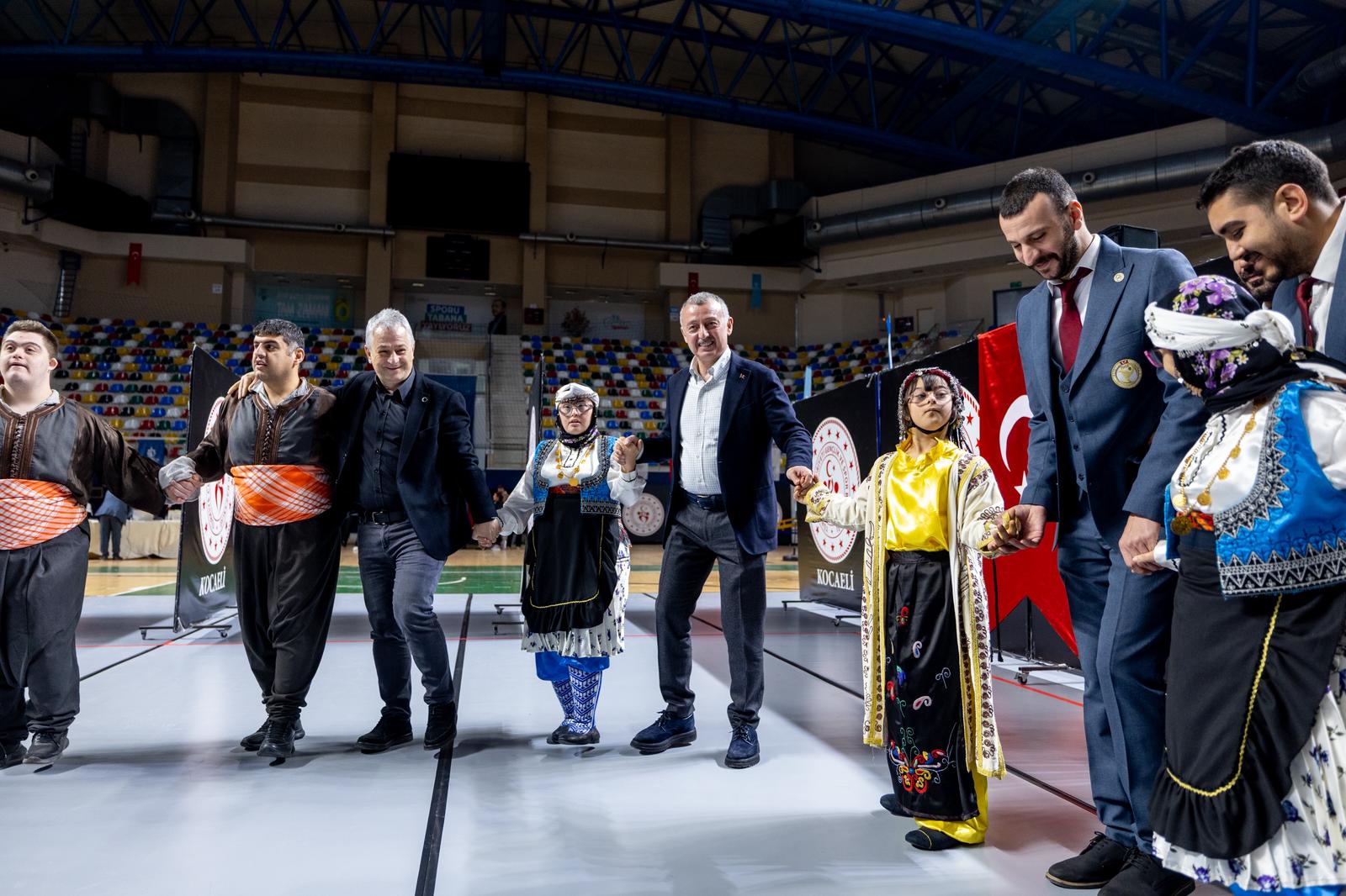 Büyükakın Kocaeli'de Yeni Goncalar Açacak (15)