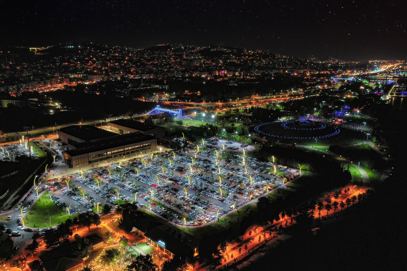 Büyükşehir'in Projeleri Işıltılı Bir Manzara Sunuyor (7) (Büyük)