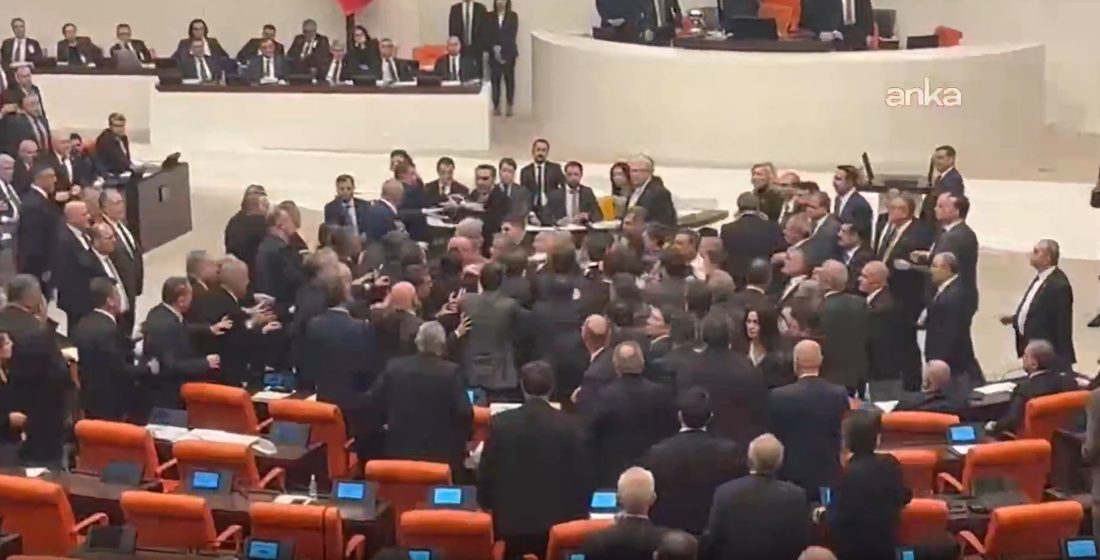 Ekran Görüntüsü 2025 12 21 232745