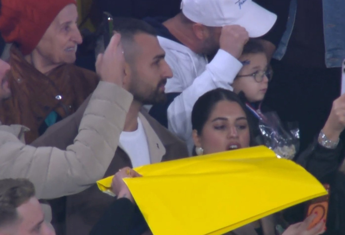 G7 Gn Xpz W Y A Amh1E-1