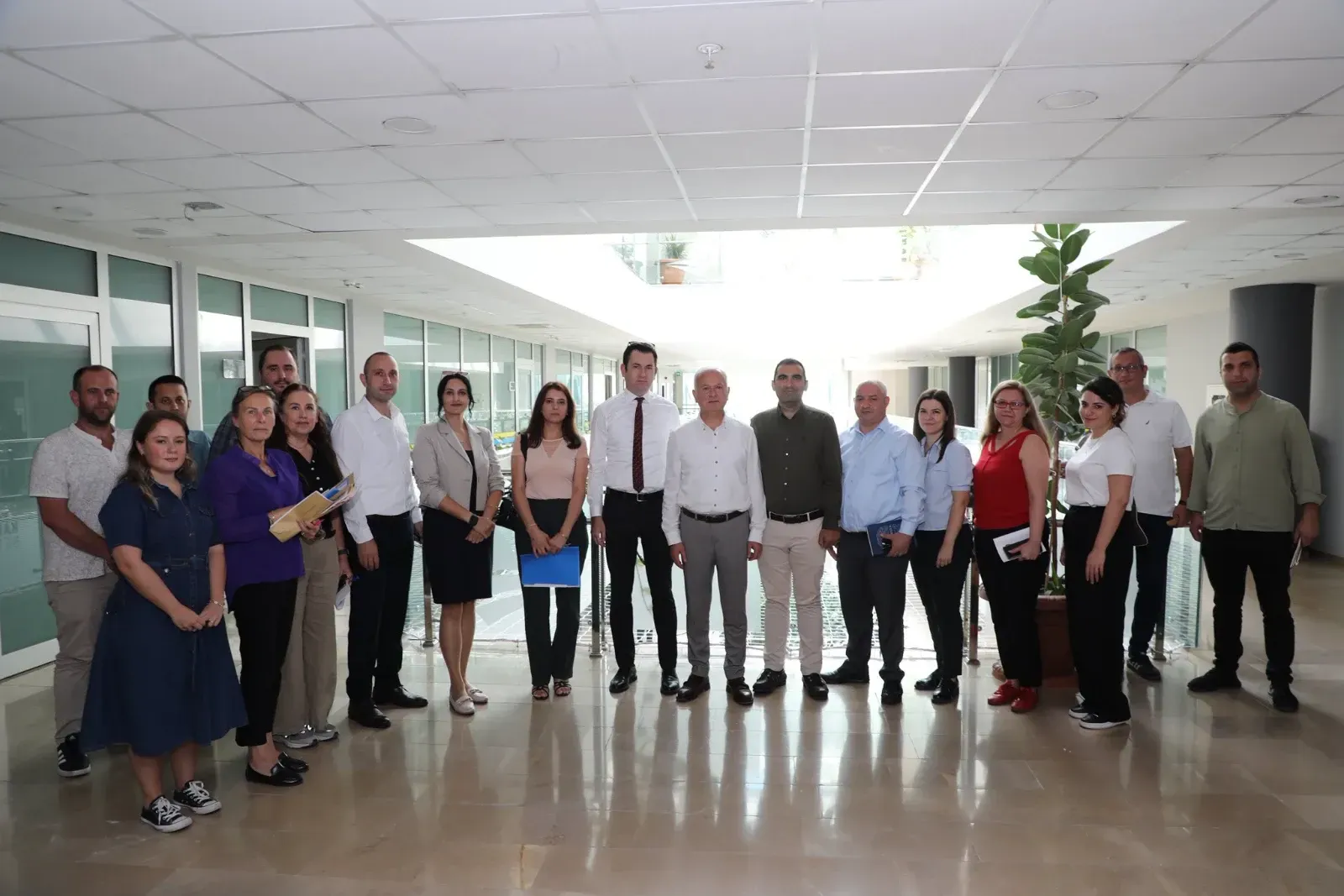 Karamursel Belediyesinde Banka Promosyon Ihalesi Gerceklesti1