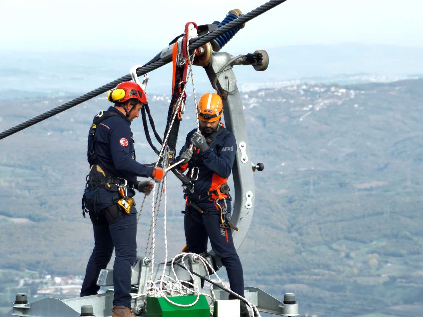 Kartepe Teleferik'te Nefes Kesen Kurtarma Tatbikatı (13)