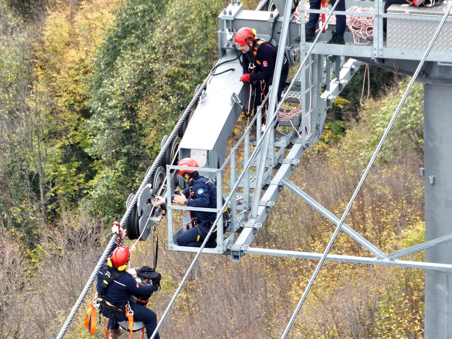 Kartepe Teleferik'te Nefes Kesen Kurtarma Tatbikatı (6)