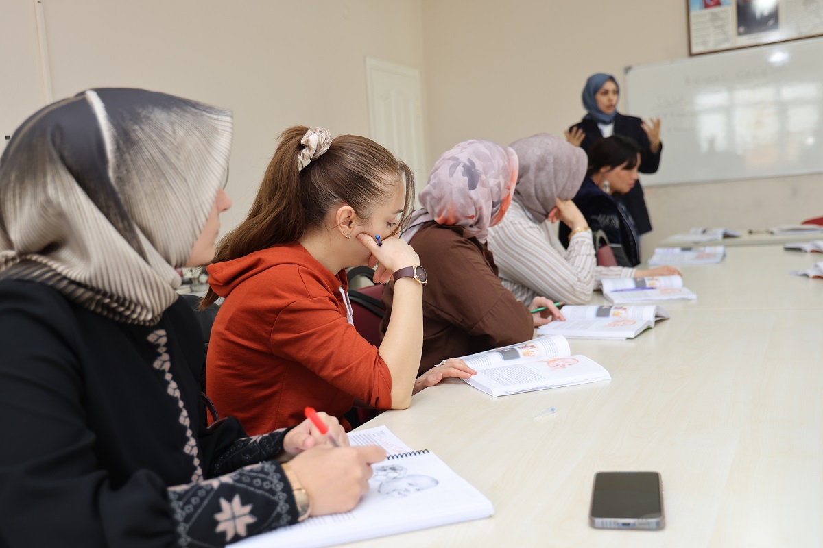 Mutlu Anneler, Mutlu Çocuklar Yetiştirir (1)