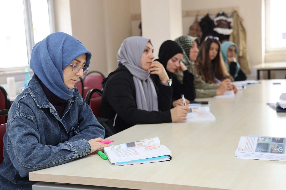 Mutlu Anneler, Mutlu Çocuklar Yetiştirir (2)