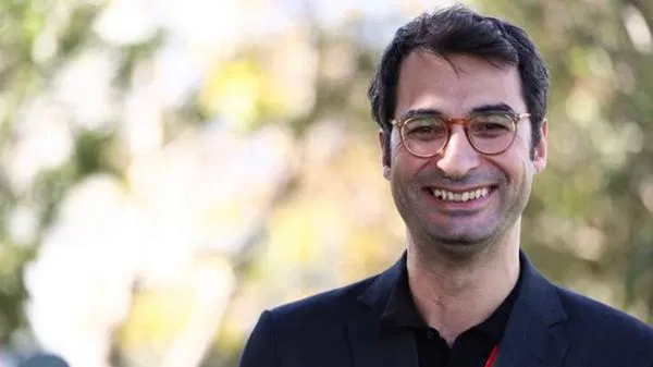 Pc E1B61F7F9F0Ac6423D56Fe94C447A9F3