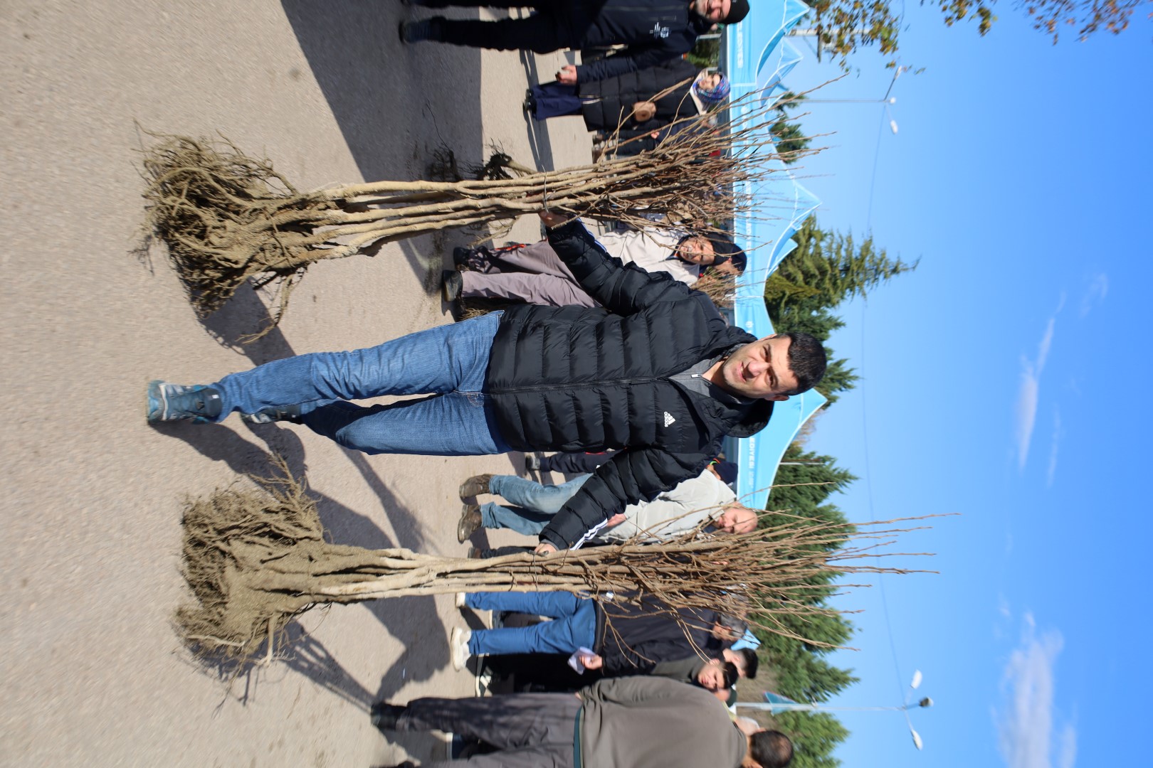 Üreticilere 3 Bin 600 Trabzon Hurması Fidanı Dağıtıldı (8)