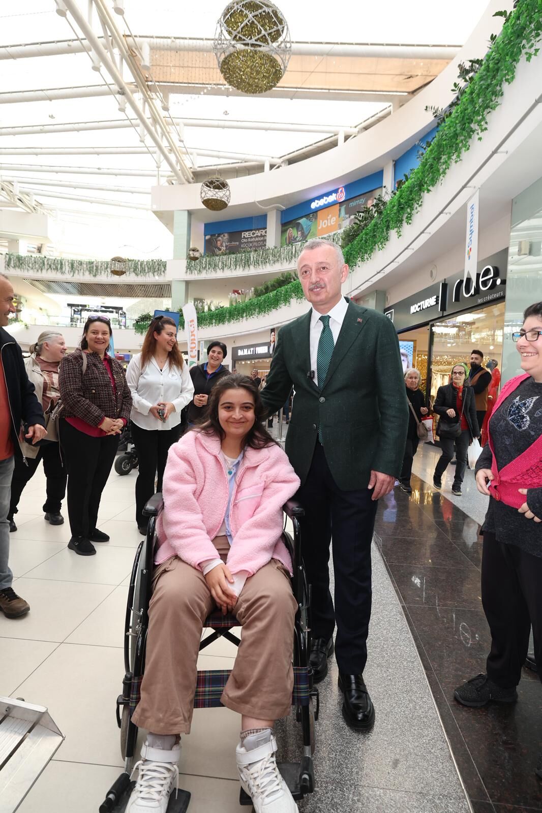 Whatsapp Image 2025 12 03 At 19.42.37 (2)