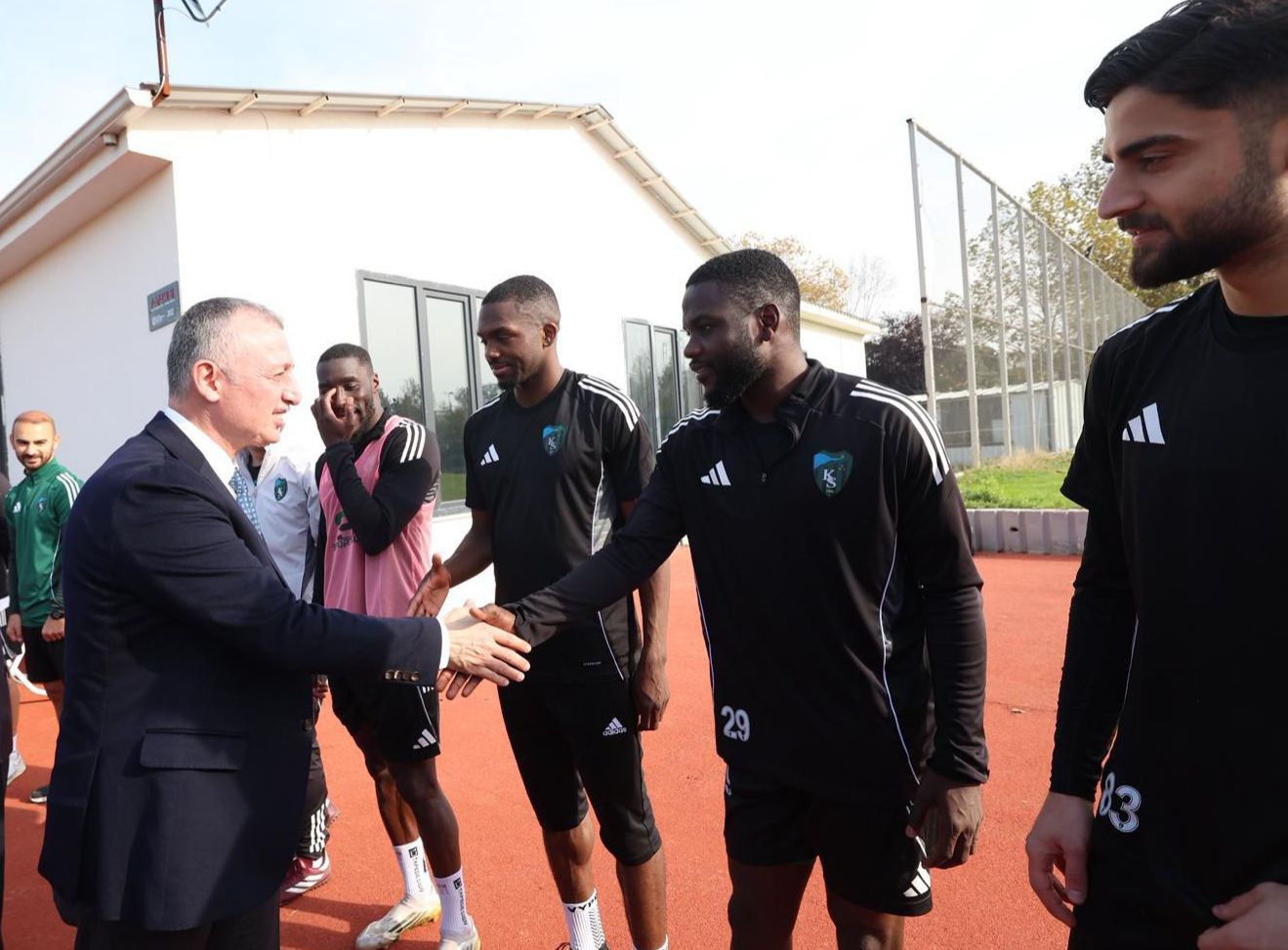 Whatsapp Image 2025 12 04 At 14.19.04 (2)