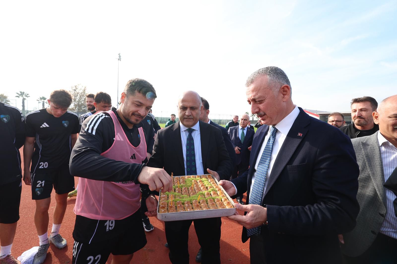 Whatsapp Image 2025 12 04 At 14.19.05 (1)