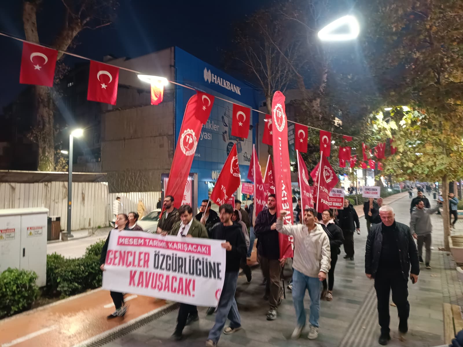 Whatsapp Image 2025 12 04 At 19.19.14