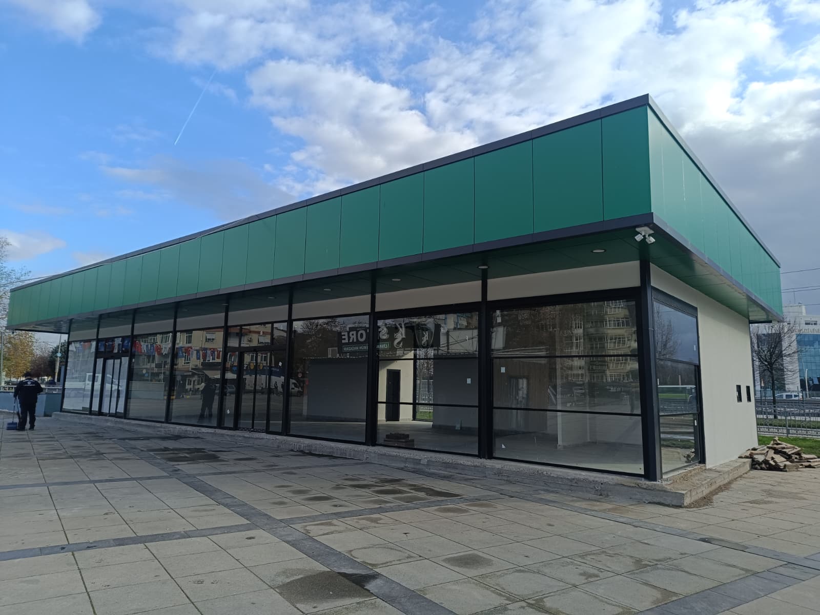 Whatsapp Image 2025 12 15 At 15.07.37 (1)