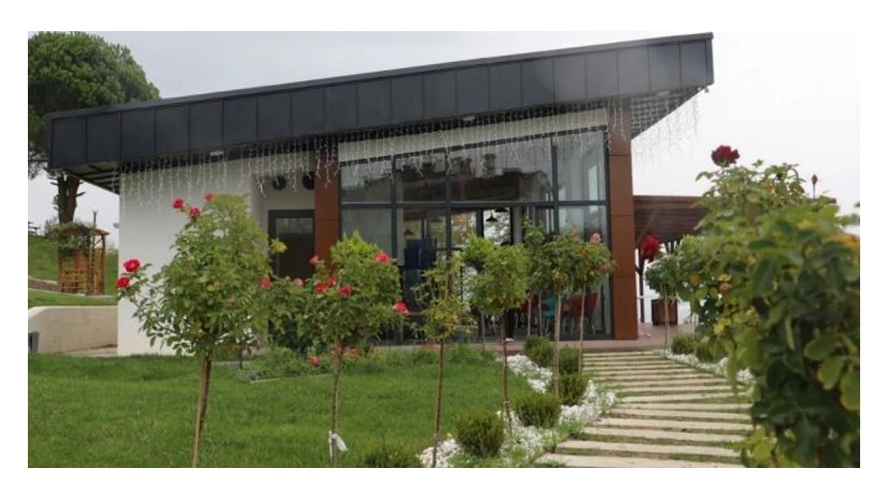 Whatsapp Image 2025 12 18 At 3.12.37 Pm