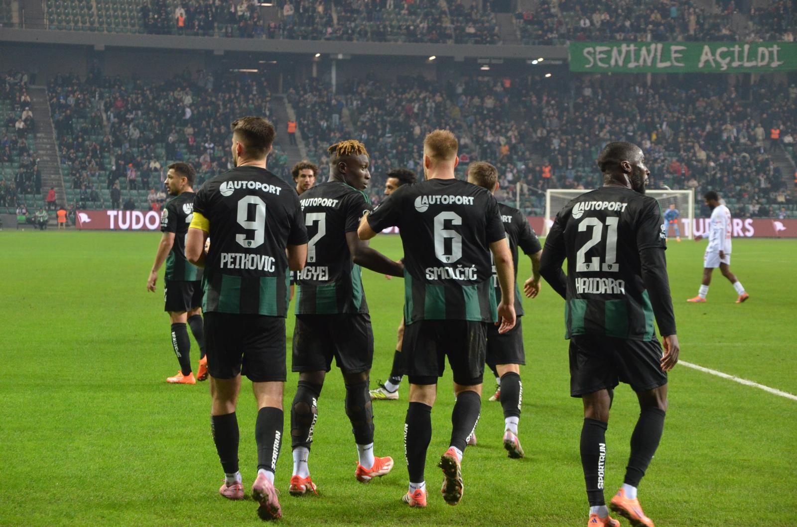 Whatsapp Image 2025 12 19 At 21.04.44 (1)