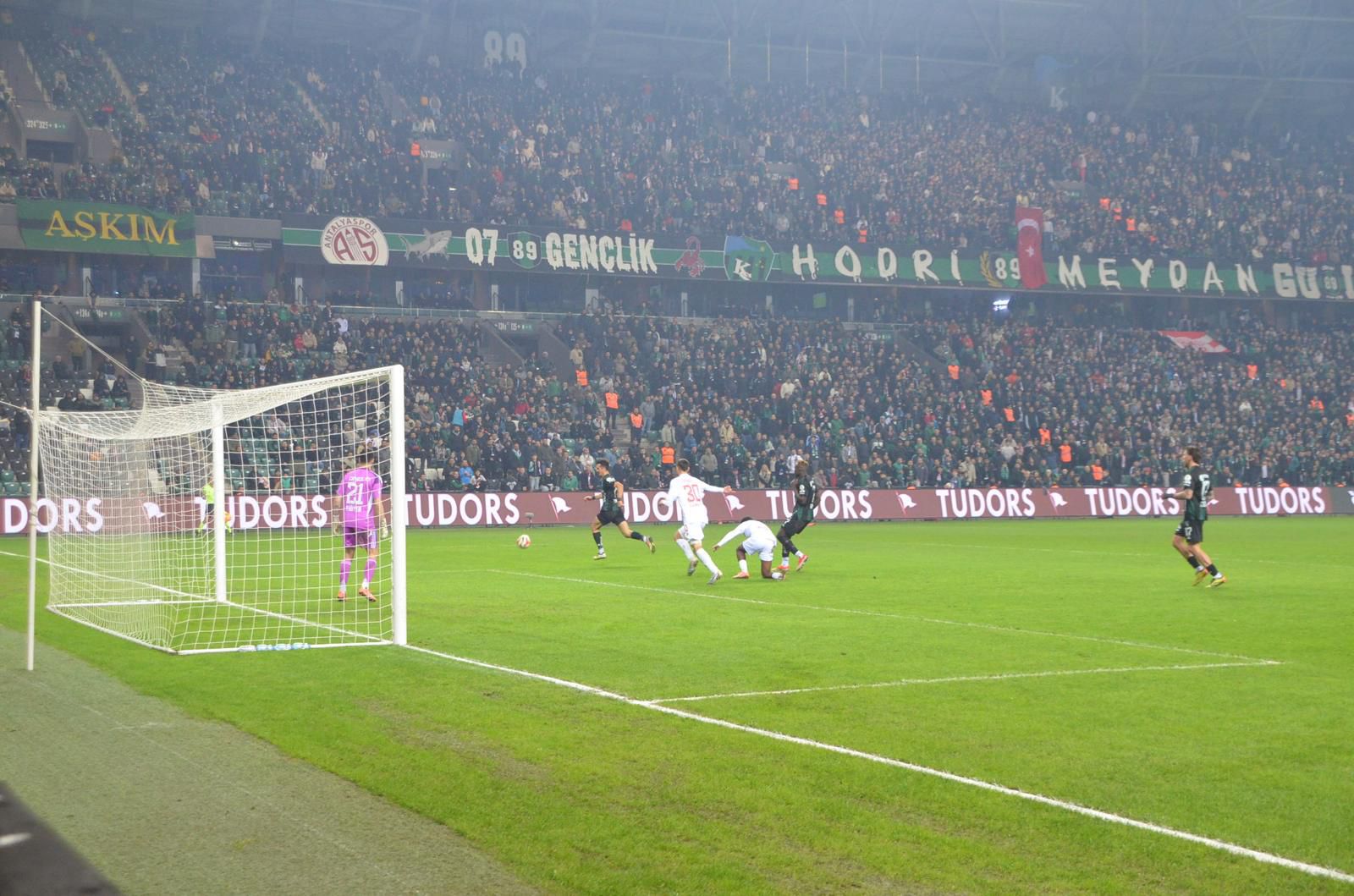 Whatsapp Image 2025 12 19 At 22.41.20