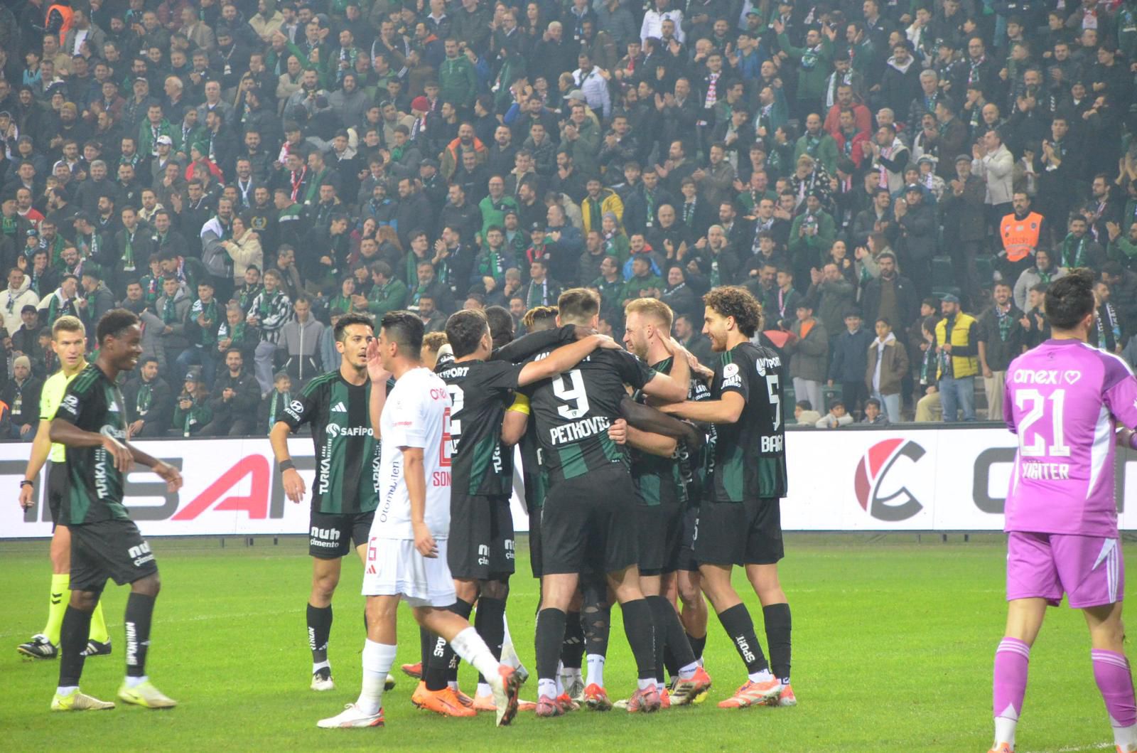 Whatsapp Image 2025 12 19 At 22.55.03 (1)