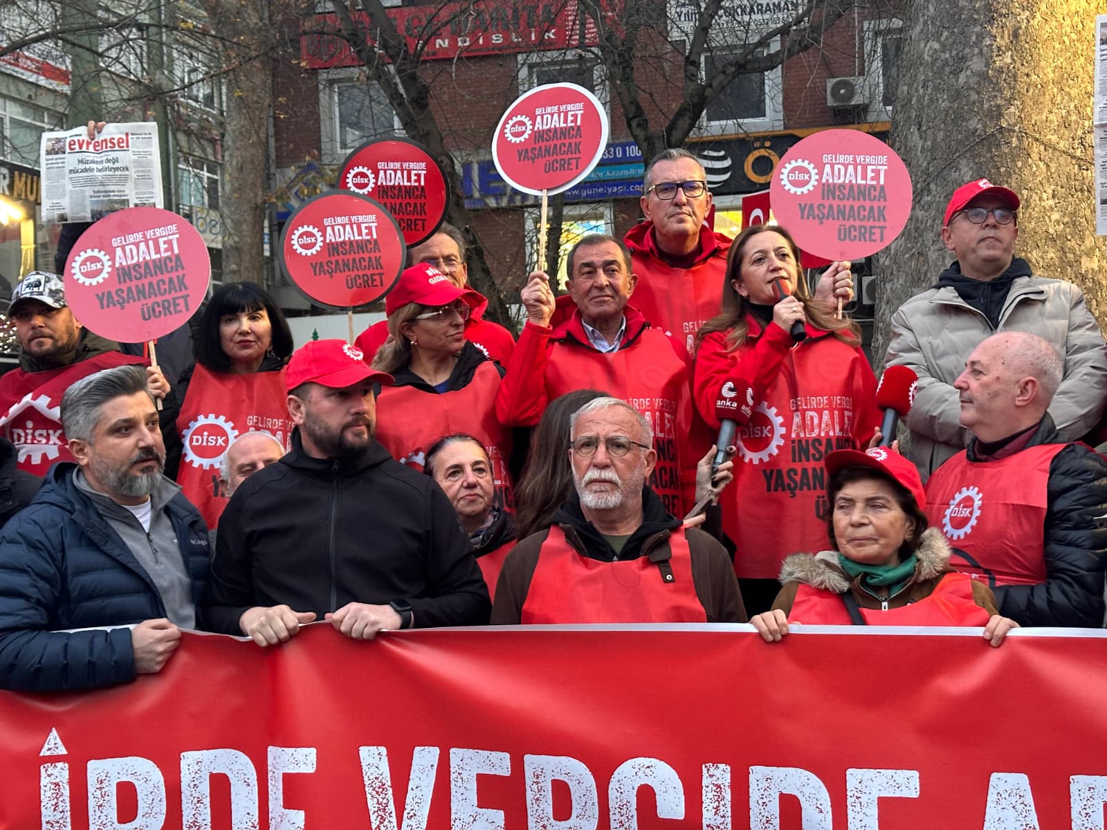 Whatsapp Image 2025 12 21 At 7.56.03 Pm