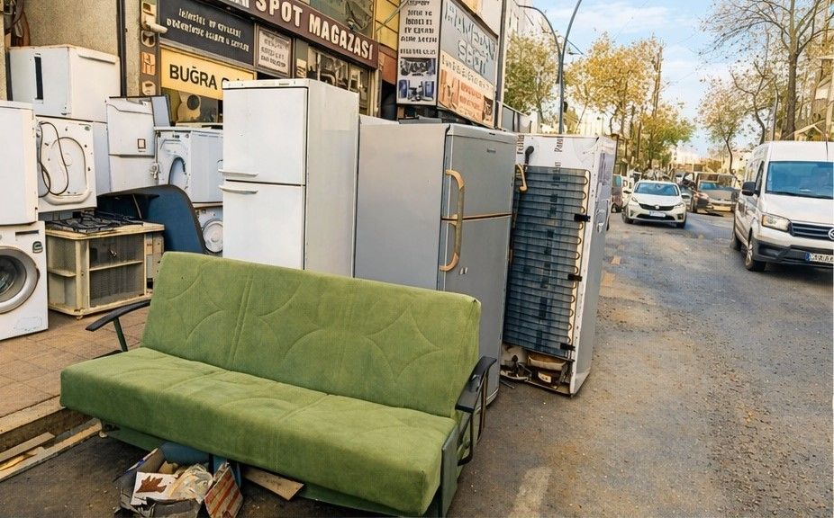 Zmit Kanlibagda Spotcularin Kaldirim Isgaline Uyarilar Bitiyor Muhurleme Basliyor 1