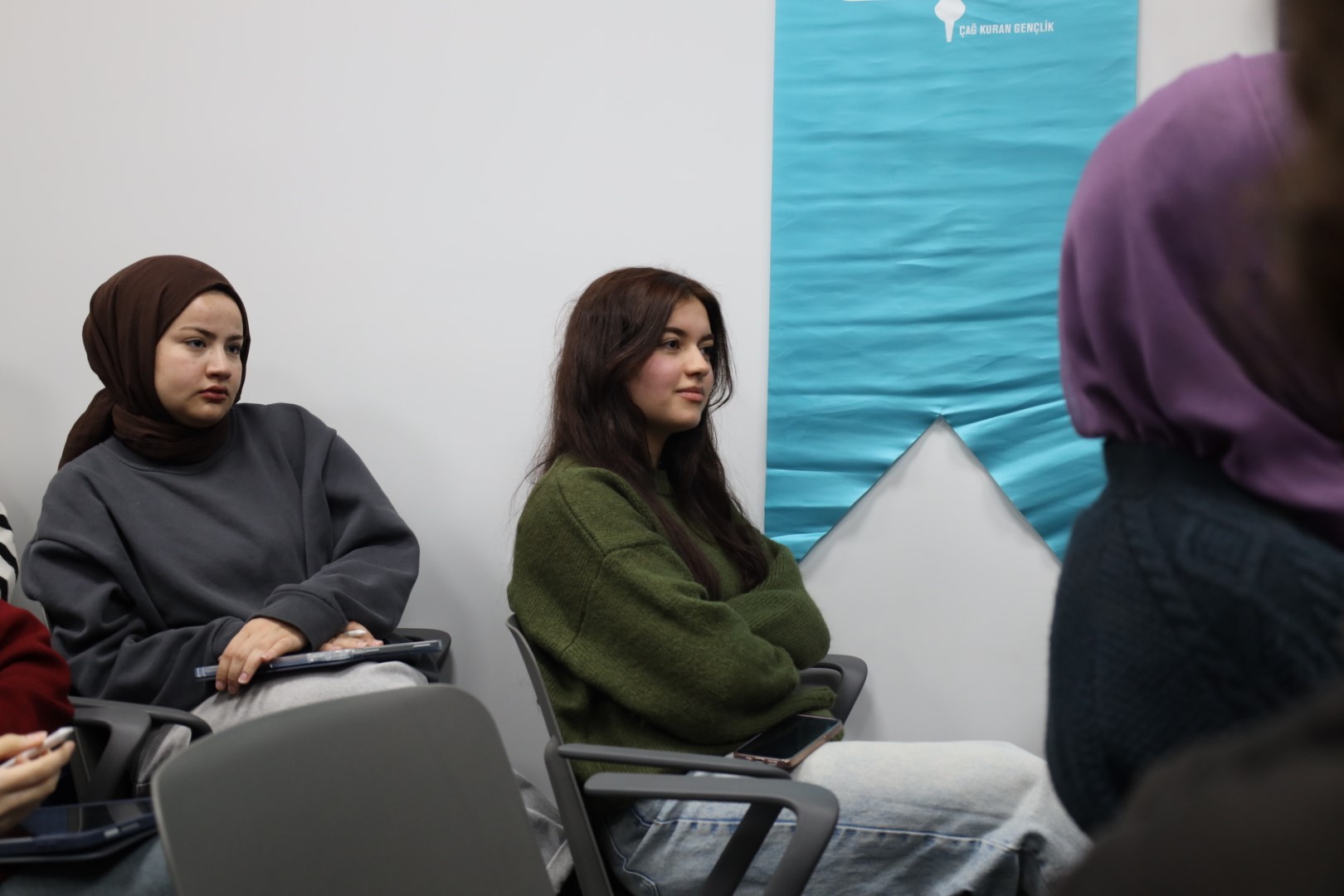 Akademi Liseler Geleceği Şekillendiriyor (5) (Büyük)