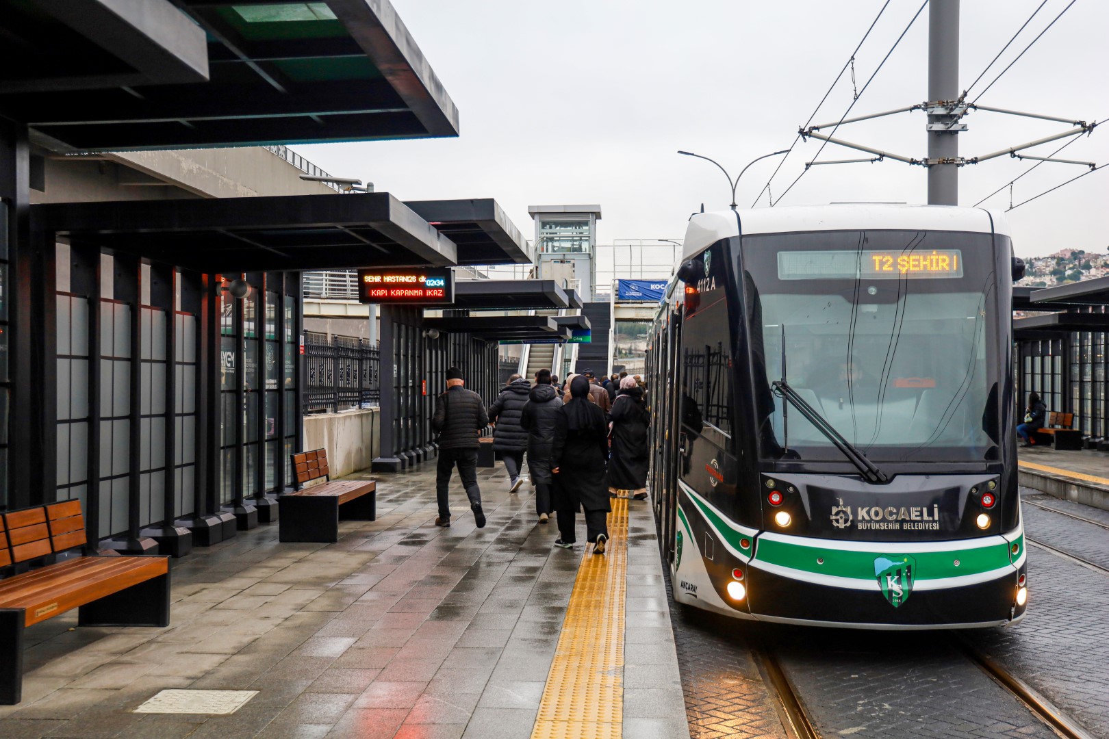 Akçaray, 2025'Te 19 Milyon Yolcu Taşıdı (8) (Büyük)