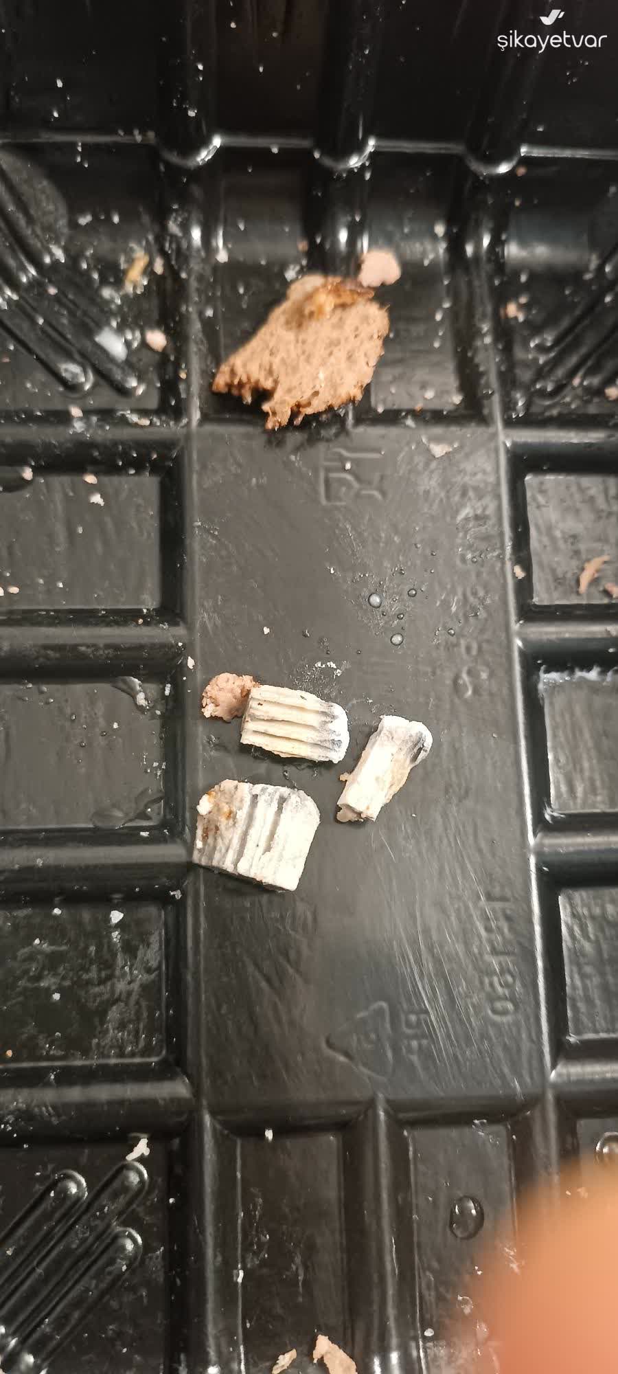 Bim Donerinde Tas Parcalari Cikti Ve Saglik Riski Olustu 6