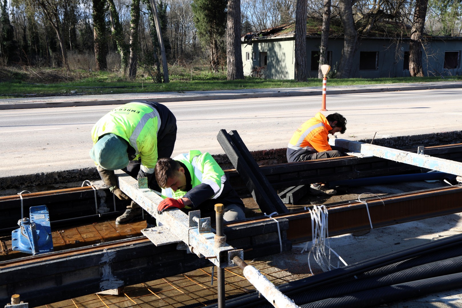 Raylar Tam Yol Kartepe'ye Doğru Döşeniyor (3)