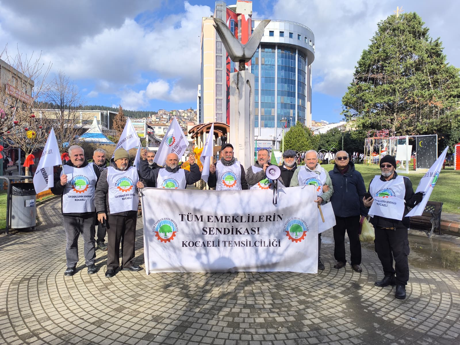 Whatsapp Image 2026 01 13 At 14.49.02 (1)