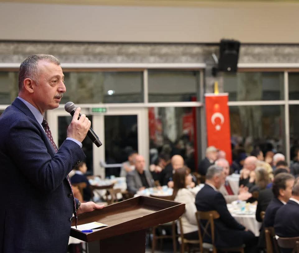 Aktaş Ve Büyükakın Ilk Iftarı Şehit Aileleri Ve Gazilerle Yaptı (1)