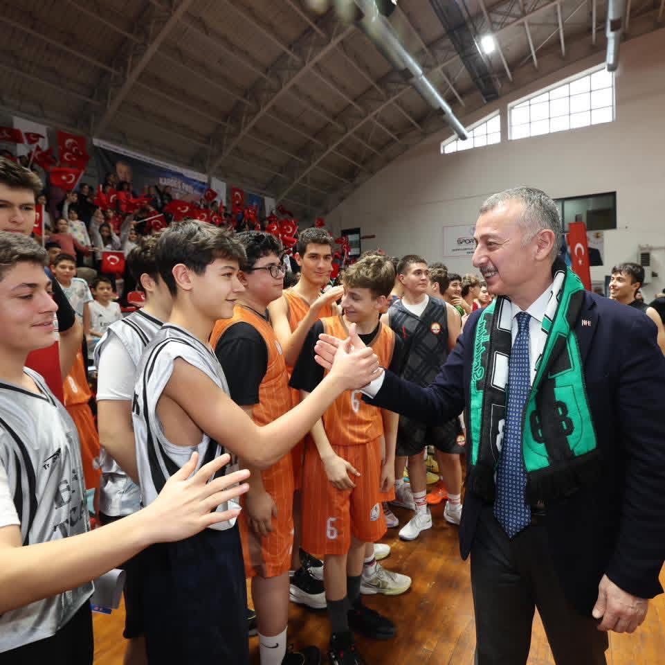 Başkan Büyükakın'dan Gençlere %22Kardeş Pası%22 (6)