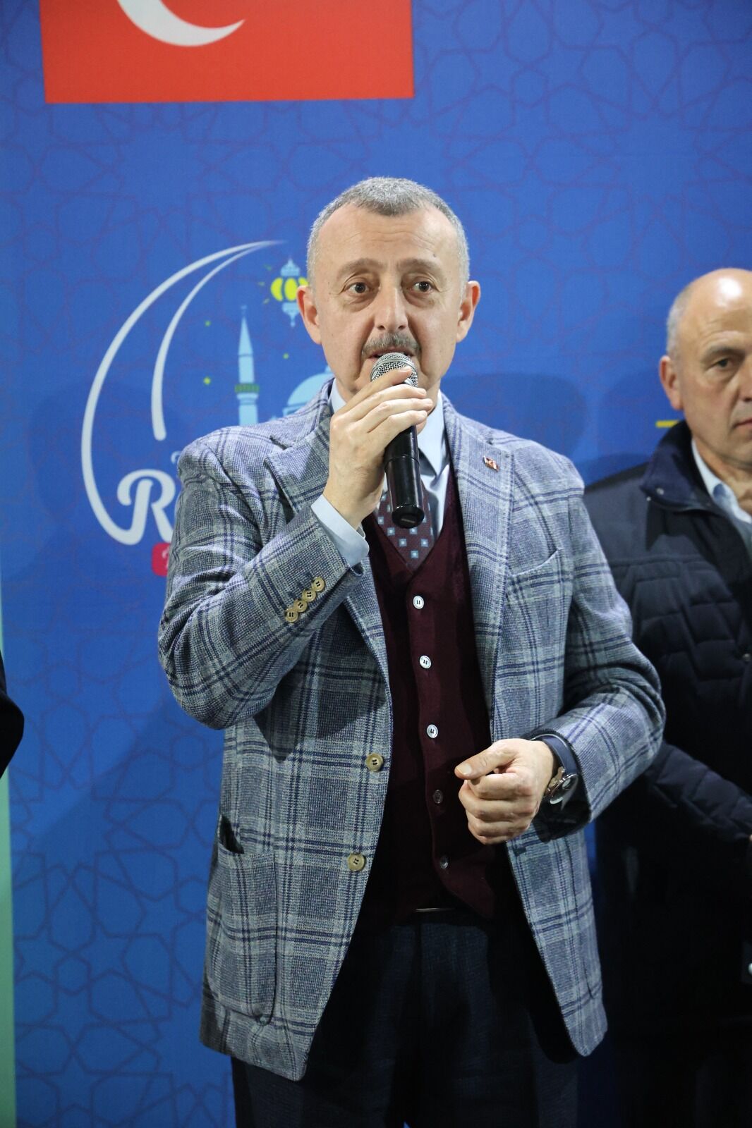 Büyükakın, Bulgaristan'daki Kardeşlik Sofrasında Iftar Yaptı (7)