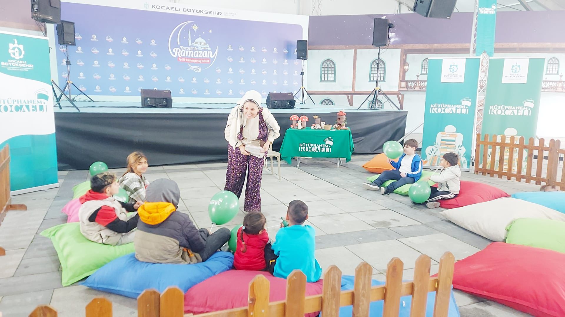 Büyükşehir Ramazan Çadırı'nda Ilk Oruçlar Açıldı (7)