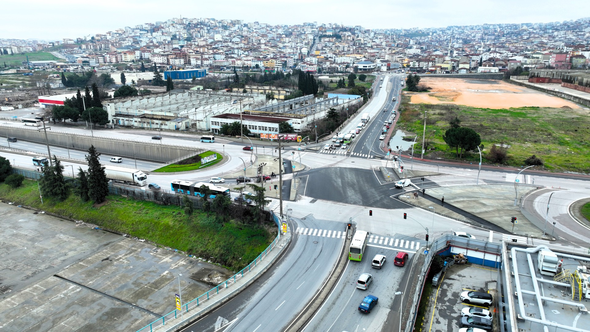 Gebze Feniş Kavşağı'nda Trafik Rahat Ve Akıcı (4)