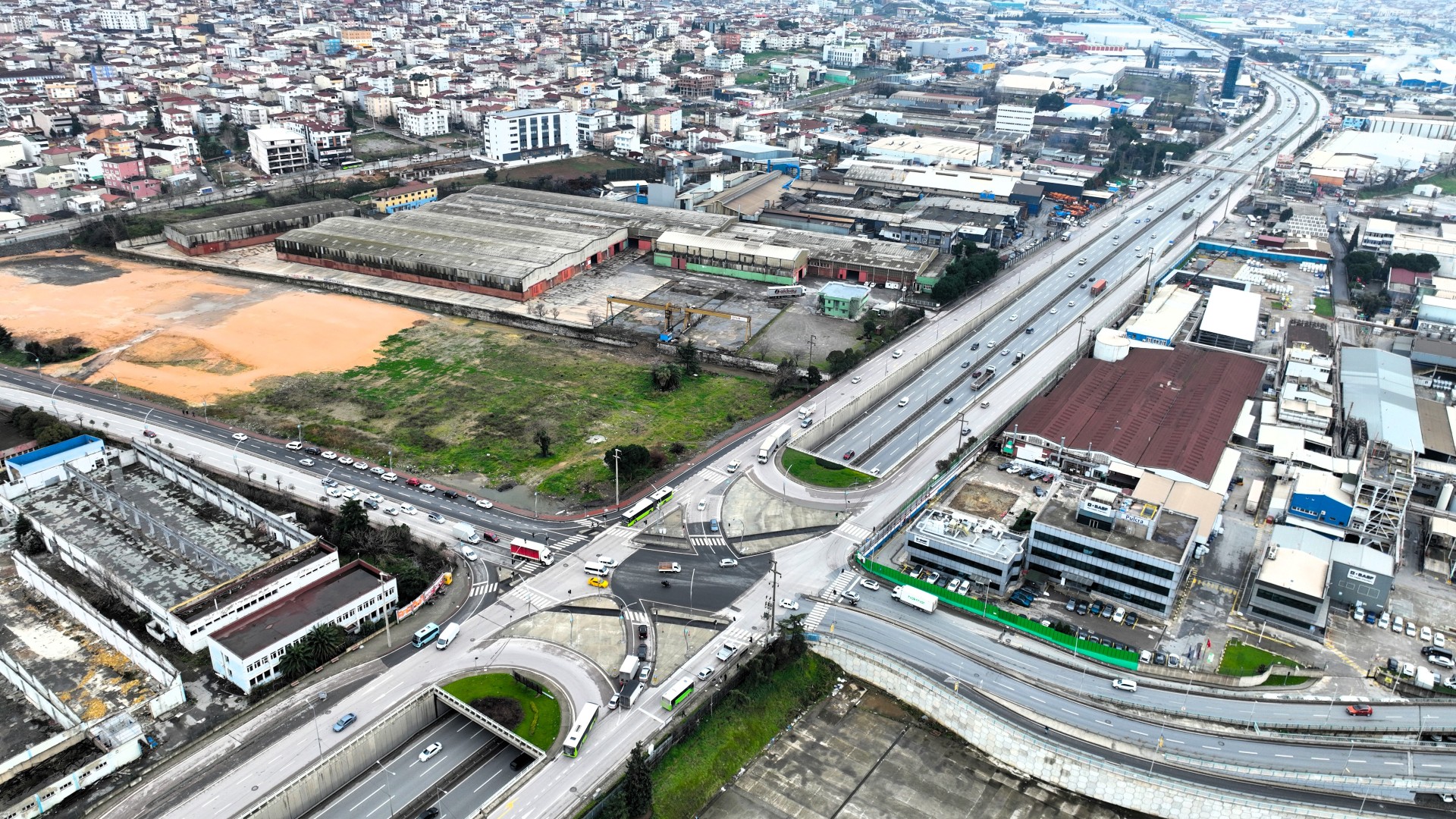 Gebze Feniş Kavşağı'nda Trafik Rahat Ve Akıcı (5)