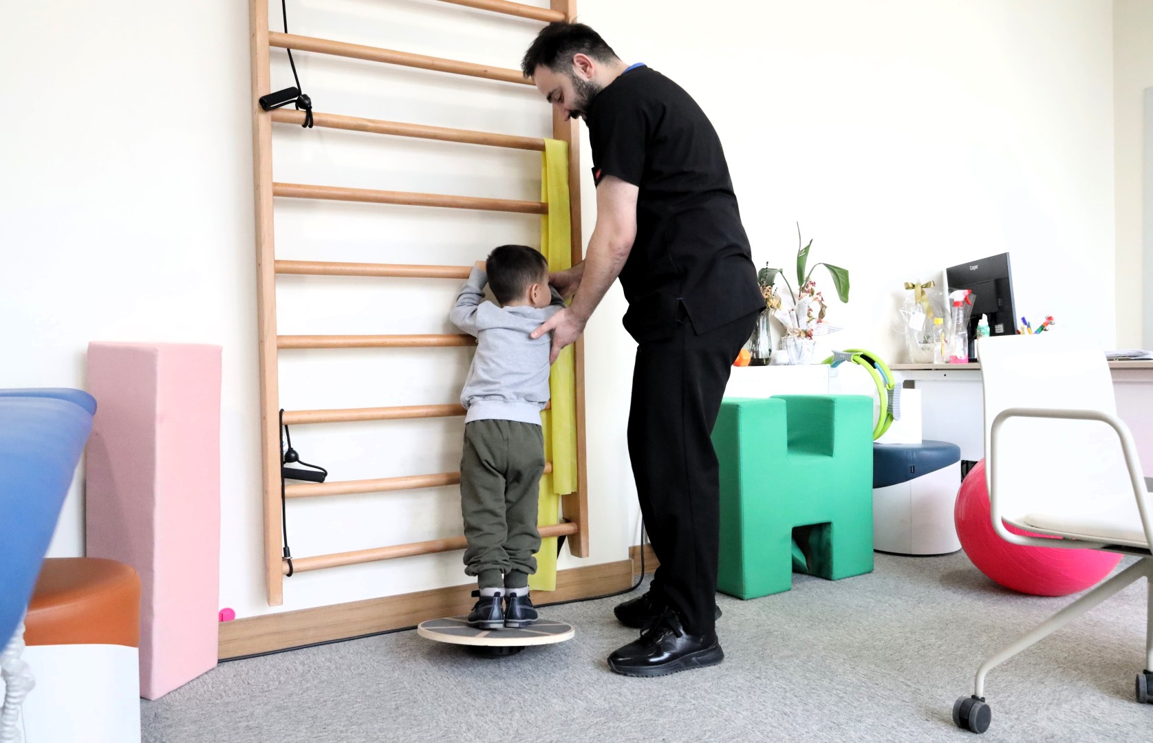 Gonca'da Atılan Ilk Adım, Minik Demir'e Umut Oldu (6)