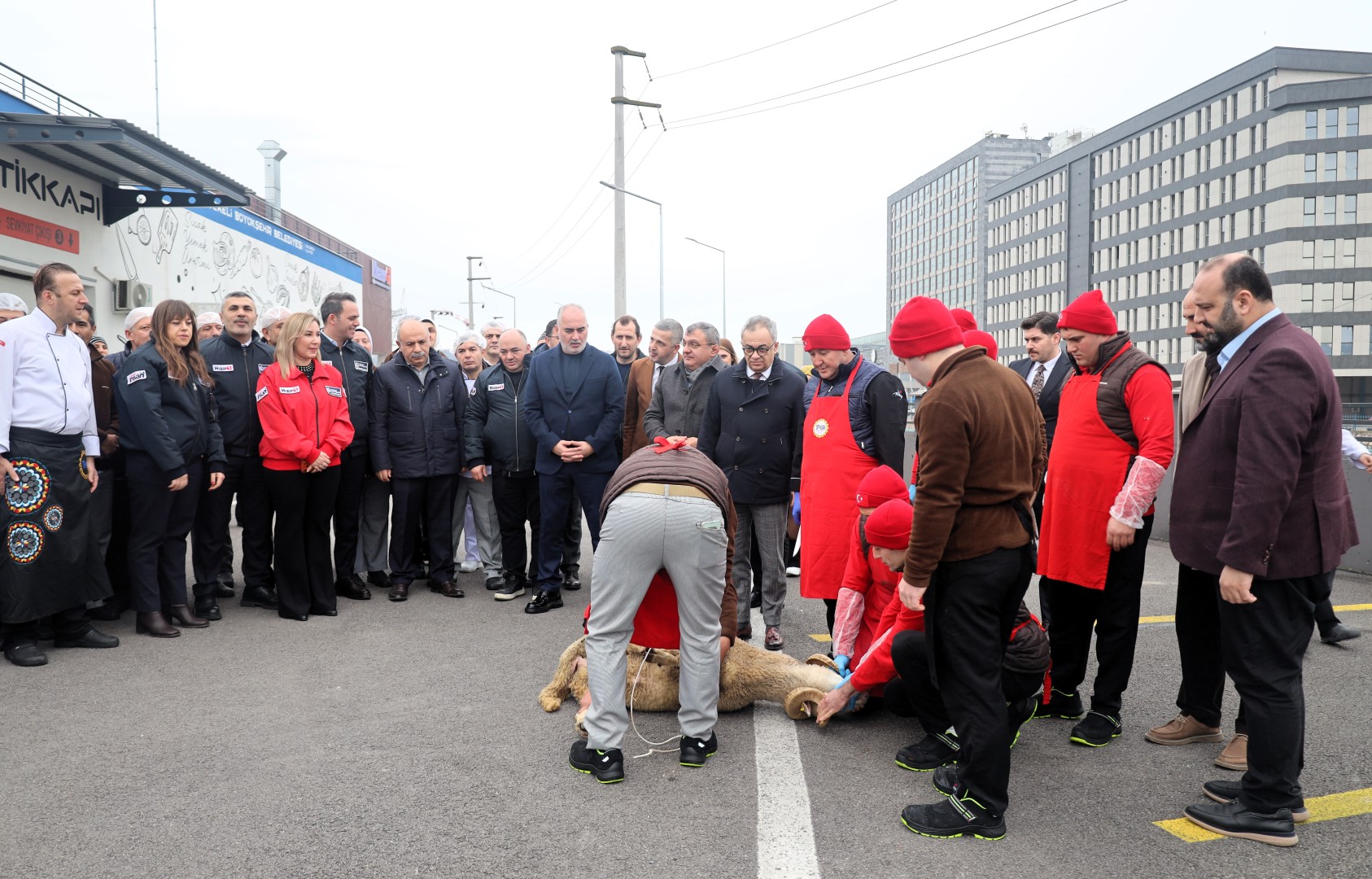 Hızır 41, 1 Yaşında Milyonlara Ulaştı (1)-1