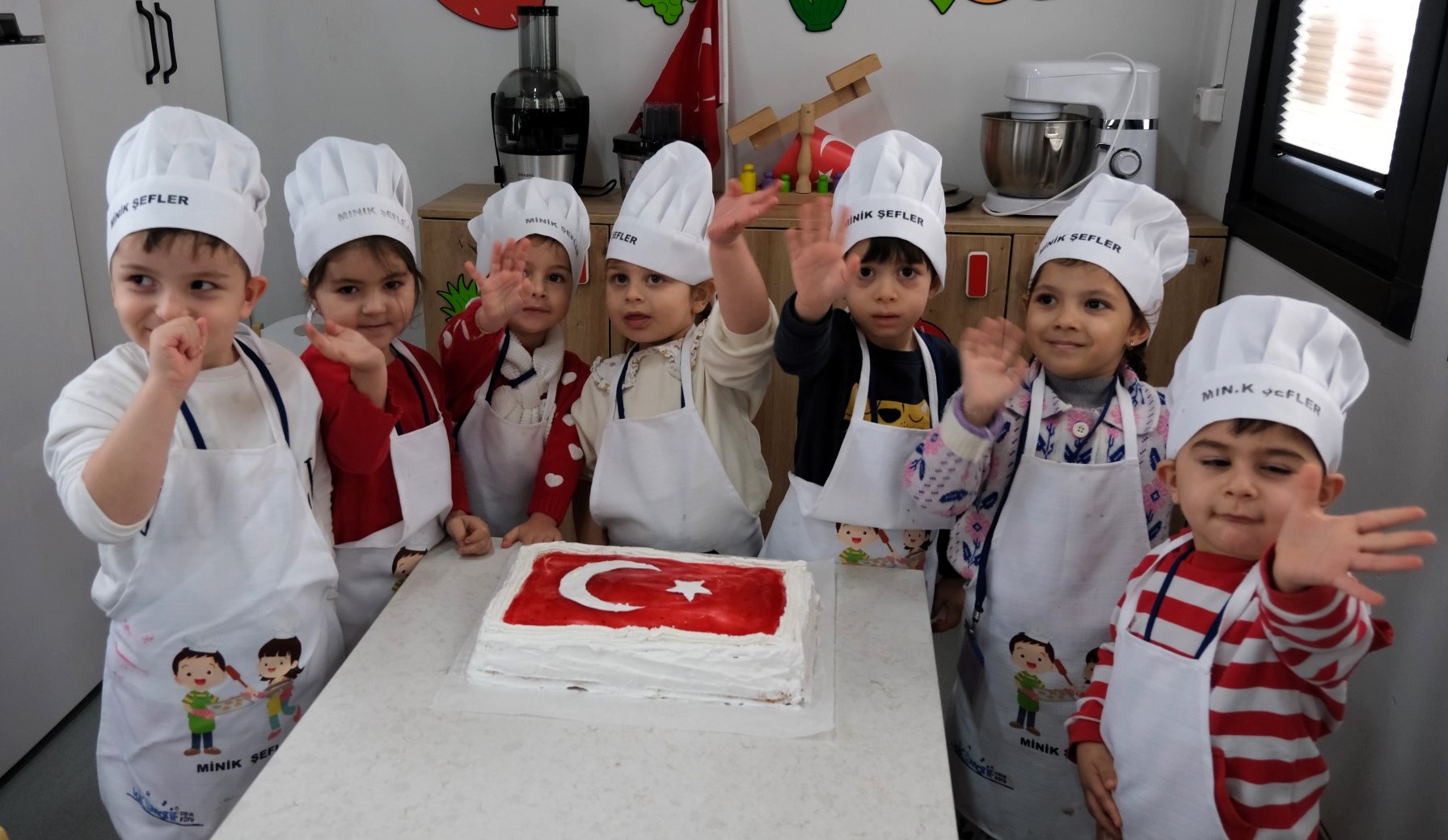 Lokomotif'te Ilk Ders Zili Bayrak Sevgisi Ile Çaldı (13)