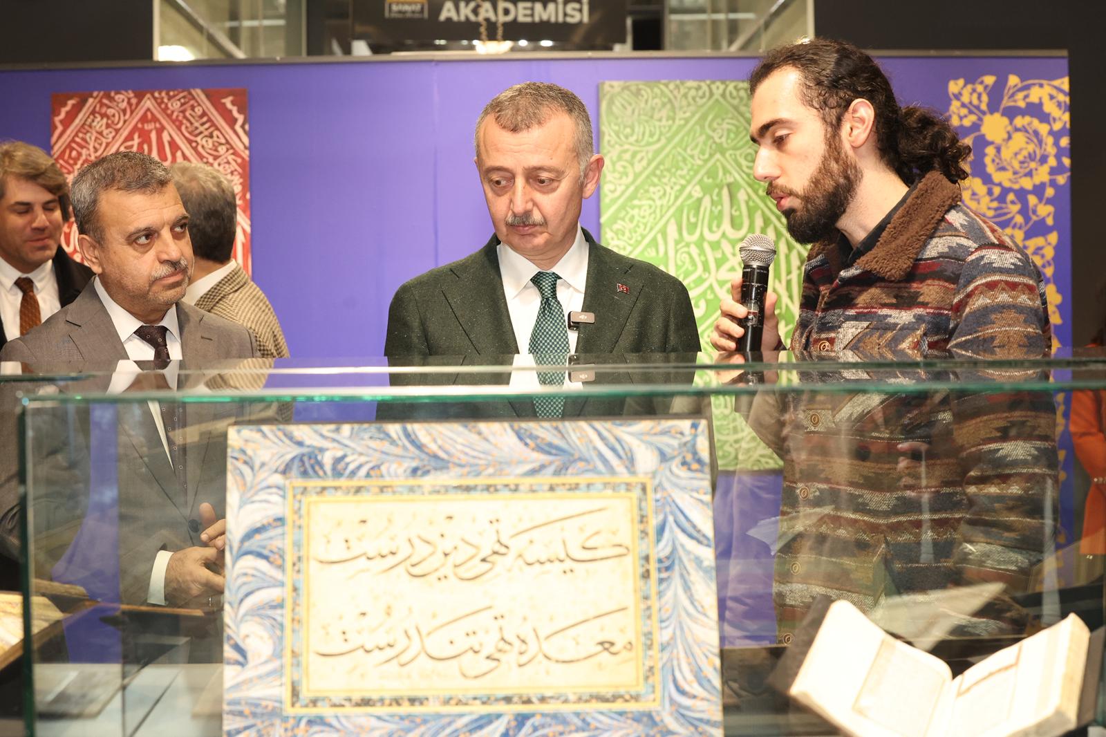 Mukaddes Emanetler Ve Ramazaniyyeler Sergisi Açıldı (1)